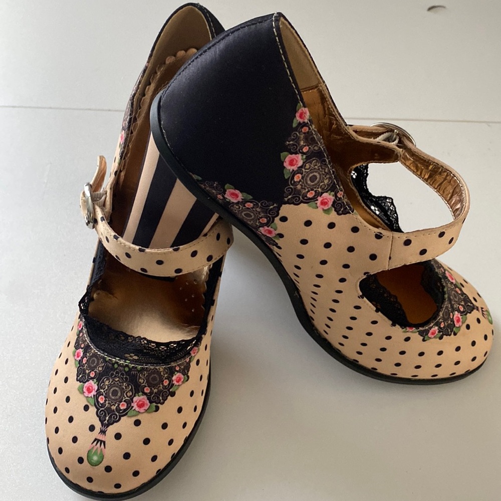 Hot Chocolate Design high heels doris Women's Mary Janes Pump size 7